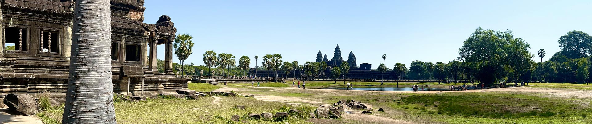 Book Tour to Angkor Wat